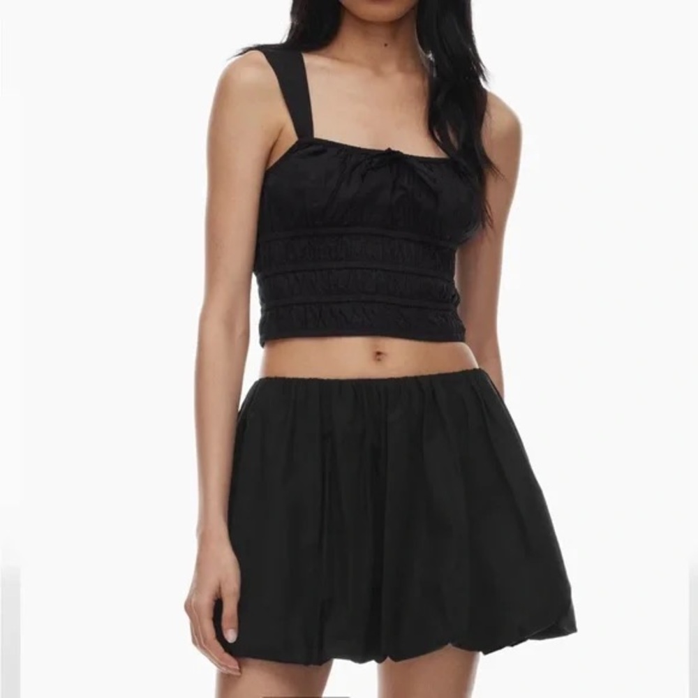 Aritzia Sunday Best Small Black Martine Smocked Poplin Top‎